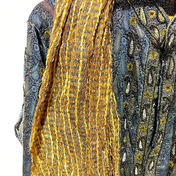 Rich Grey Brocade Silk  Sherwani with Stole - Picture 10 of 16